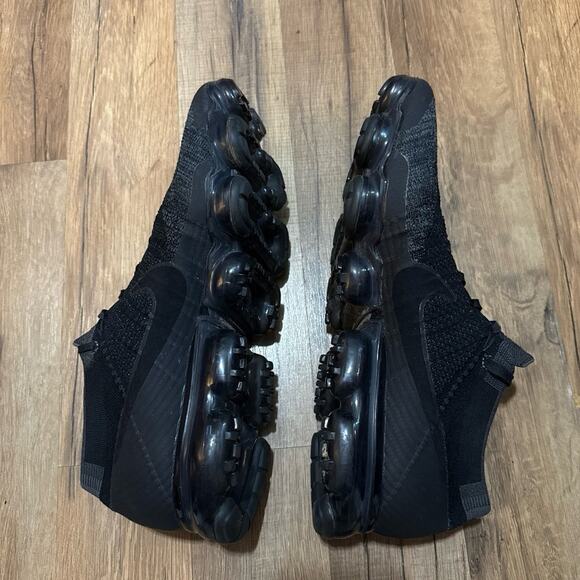 2017 Nike Air Vapormax Flyknit Triple Black